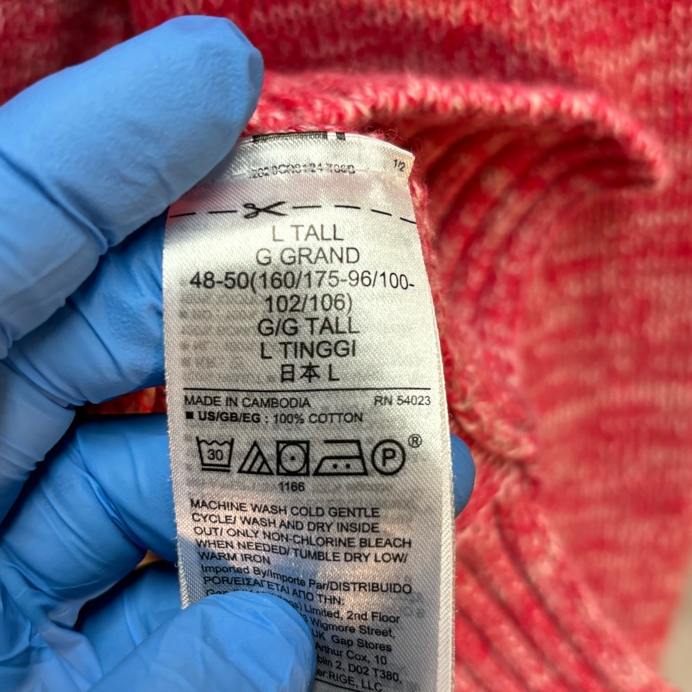 GAP Pink V-Neck Sweater for Women - Picture 12 of 12